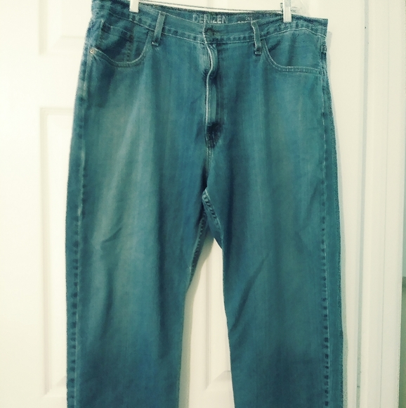 🐶DENIZEN BY LEVI'S JEANS SIZE 40×30🐧 🎠A FABULOUS GIFT GIVING ITEM👖🎁 - Picture 2 of 3